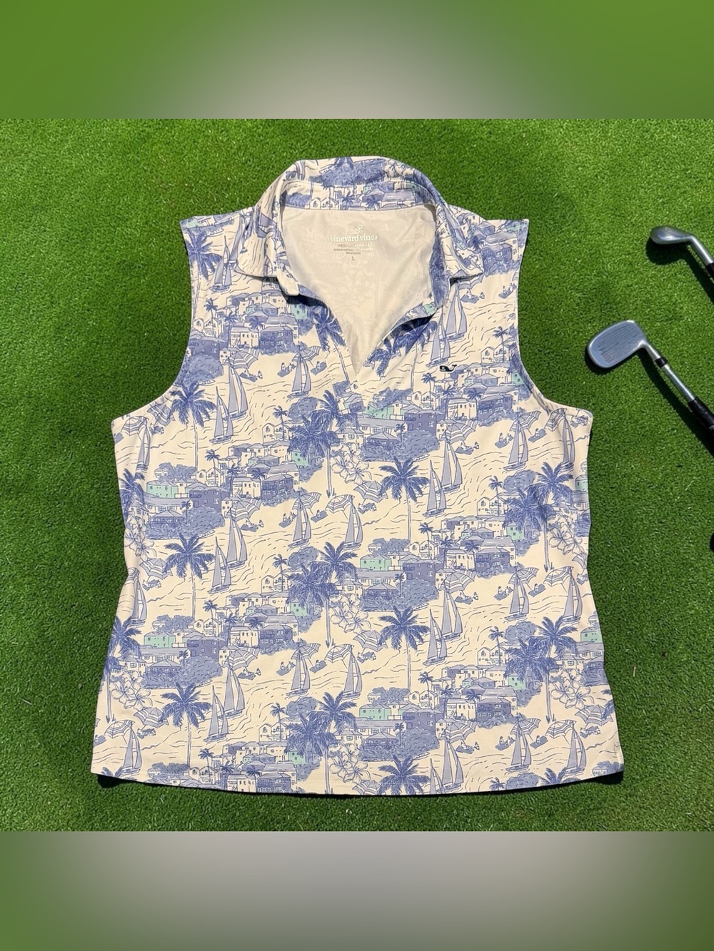 Vineyard Vines Coastal Toile Performance Golf Polo size: Large